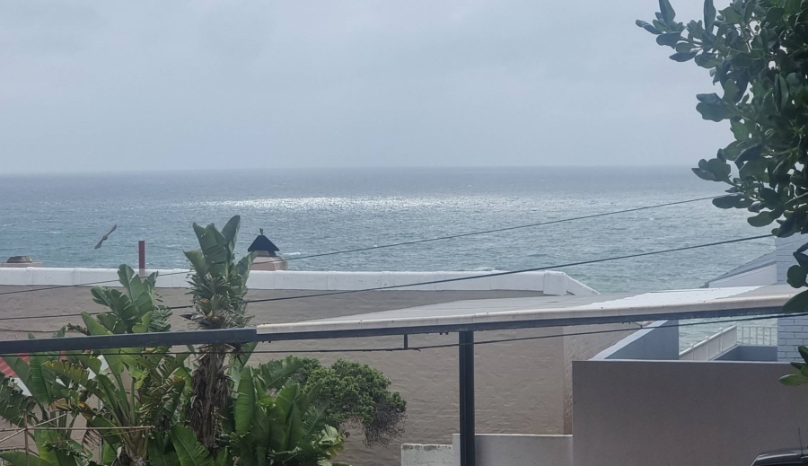 5 Bedroom Property for Sale in Yzerfontein Western Cape